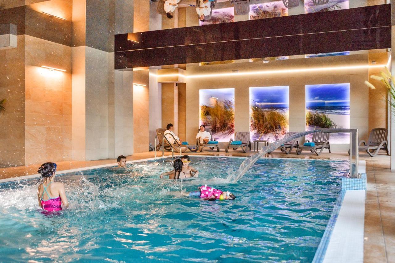 Apartamenty Sun & Snow Kolobrzeg Resorts Z Basenem Екстер'єр фото