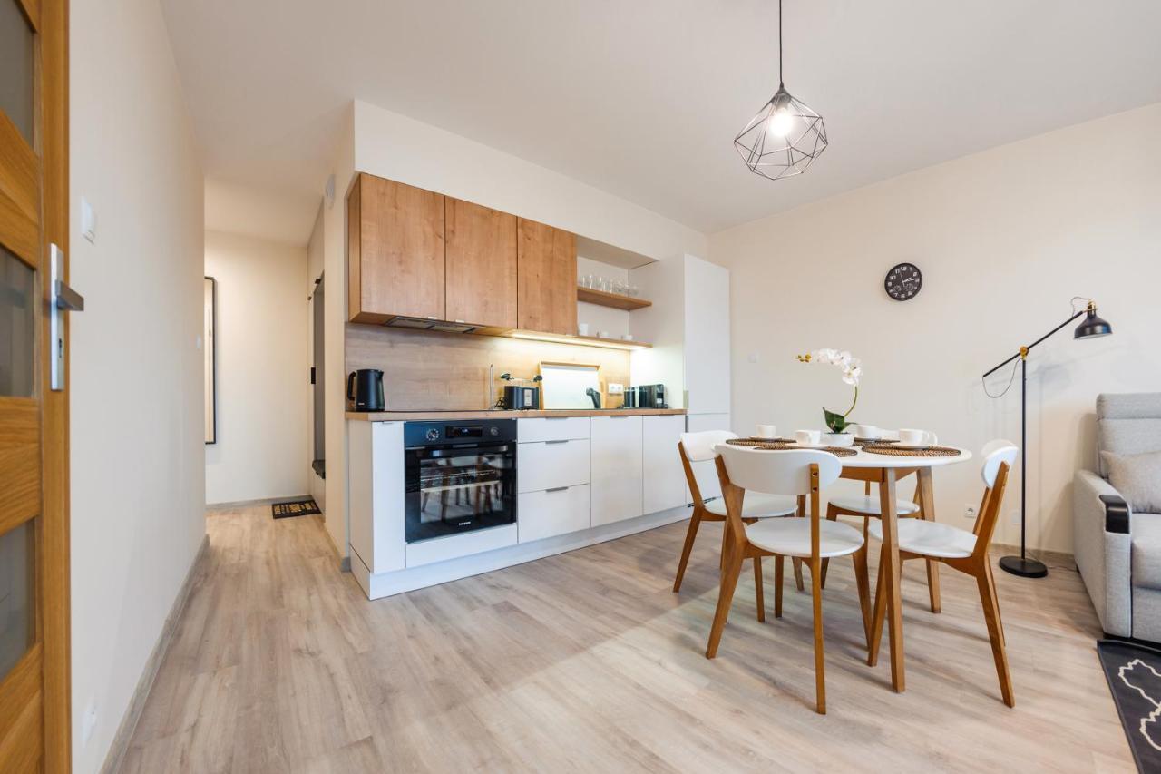 Apartamenty Sun & Snow Kolobrzeg Resorts Z Basenem Екстер'єр фото